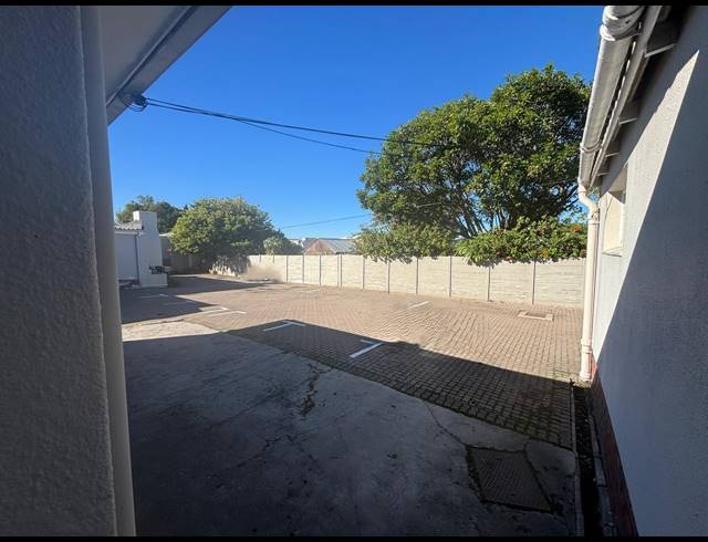 166M² OFFICE TO LET IN BO OAKDALE